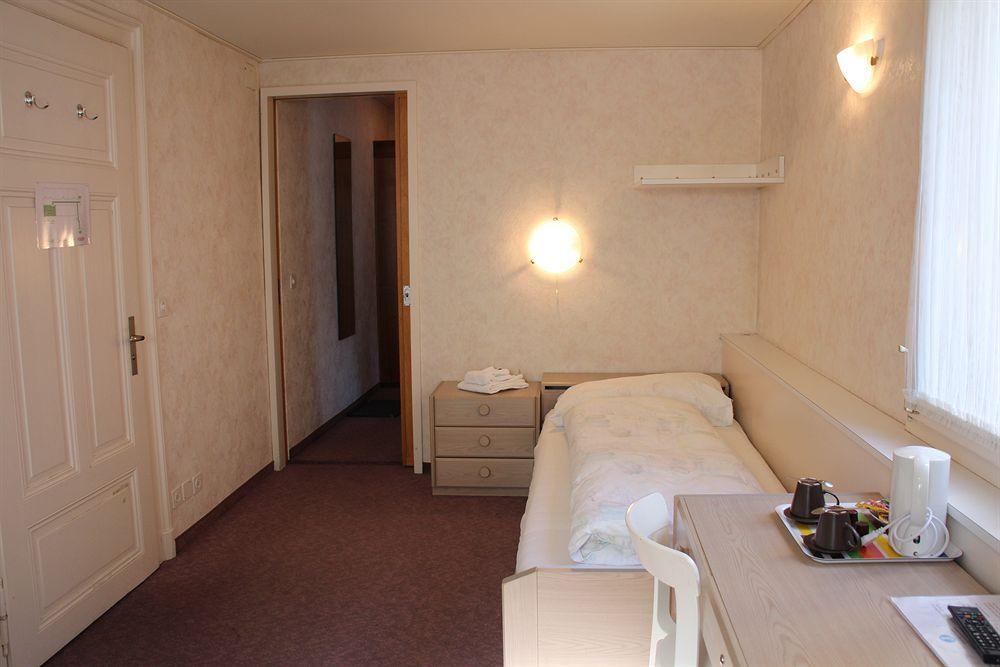 Hotel Bahnhof Interlaken Exterior photo